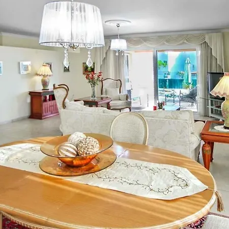 Playa De Fanabe Sleeps 5 Pool Air Con Wifi Vila