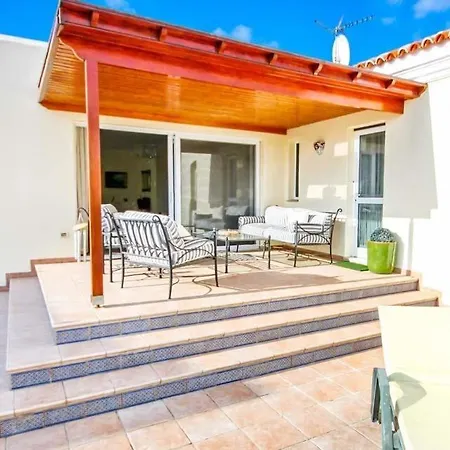 Playa De Fanabe Sleeps 5 Pool Air Con Wifi * أذيخي